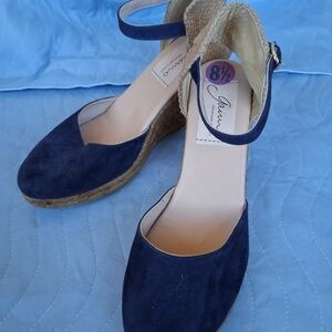 Giamo Navy Suede Ankle-Strap Espadrille Wedge Sandals
